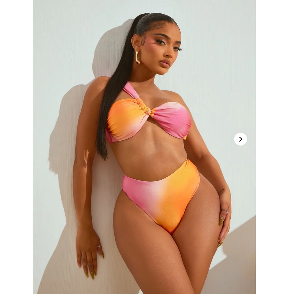 “FASHION NOVA” As The Sun Sets Ombre High-Waist Bikini